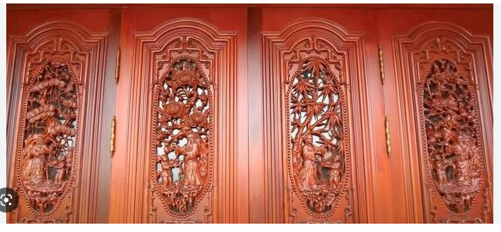 Mẫu cửa 4 cánh cổ điển 