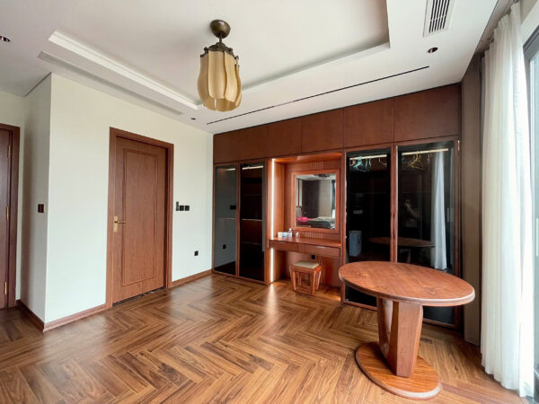 Sàn gỗ tự nhiên cao cấp