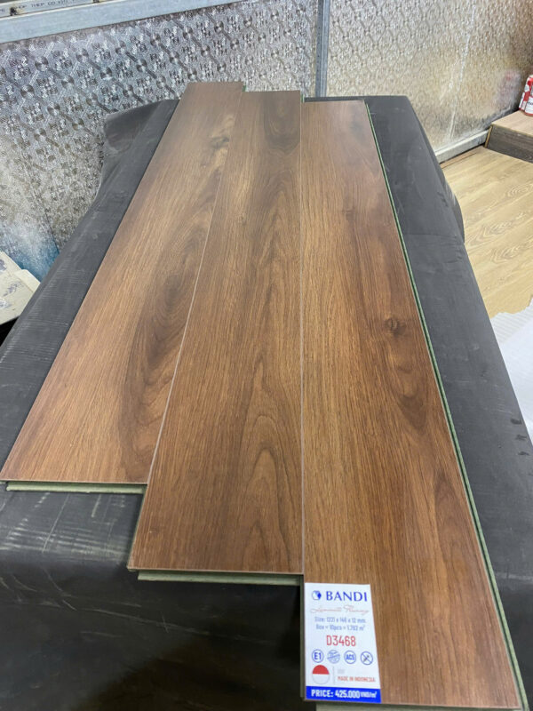 Sàn Gỗ Indonesia cốt xanh Bandi HDF D3468