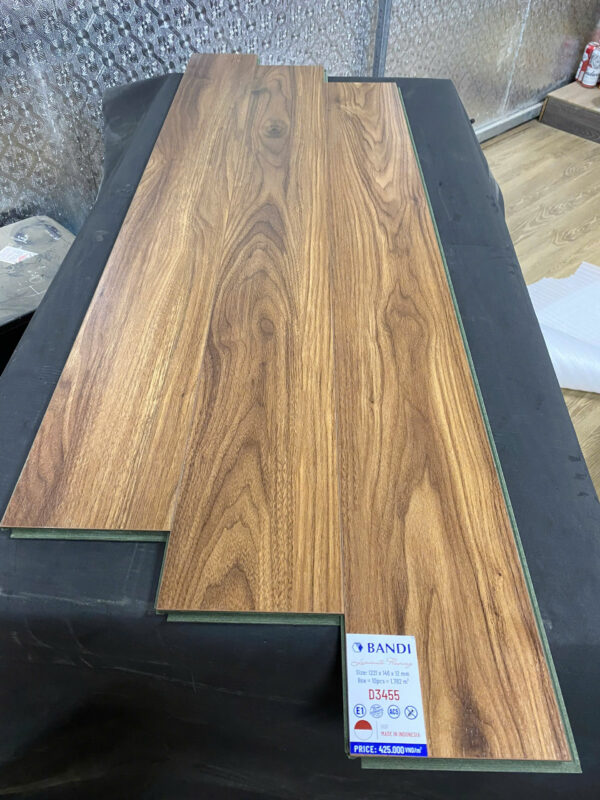 Sàn Gỗ Indonesia cốt xanh Bandi HDF D3455