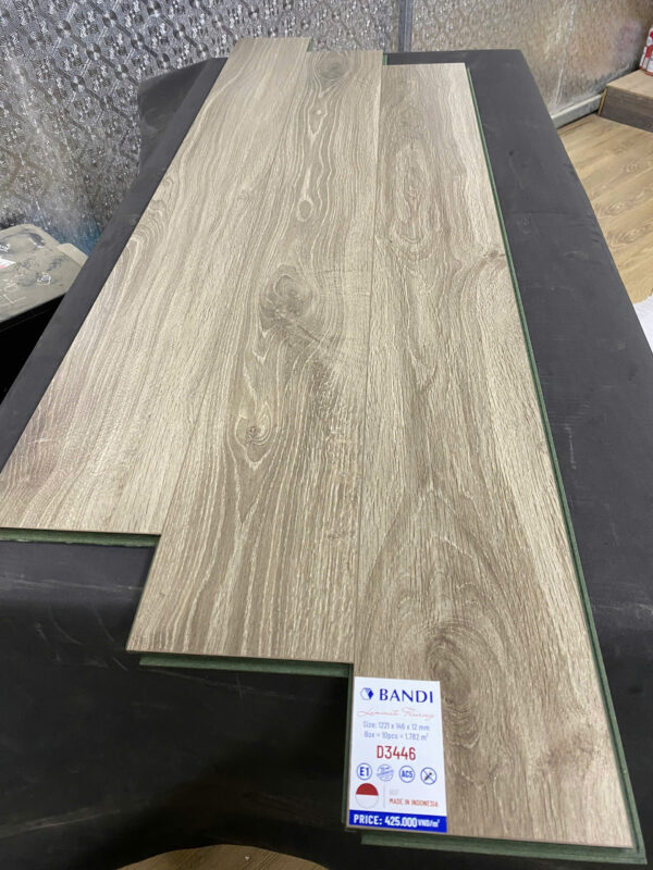 Sàn Gỗ Indonesia cốt xanh Bandi HDF D3446