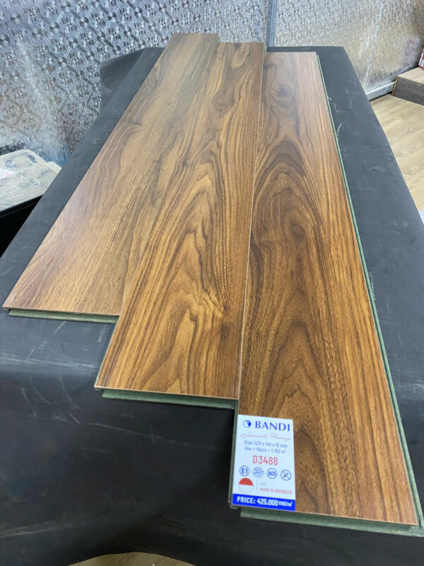 Sàn Gỗ Indonesia cốt xanh Bandi HDF D3488