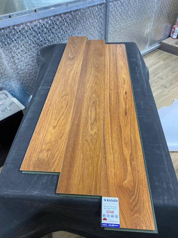 Sàn Gỗ Indonesia cốt xanh Bandi HDF D3490