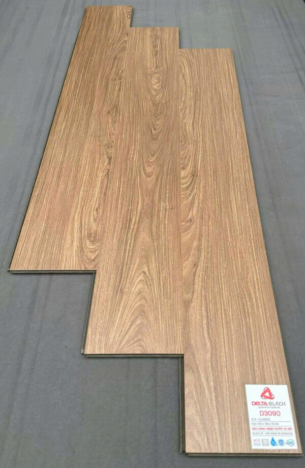 Sàn Gỗ Indonesia HDF cốt đen Deltablack D3090