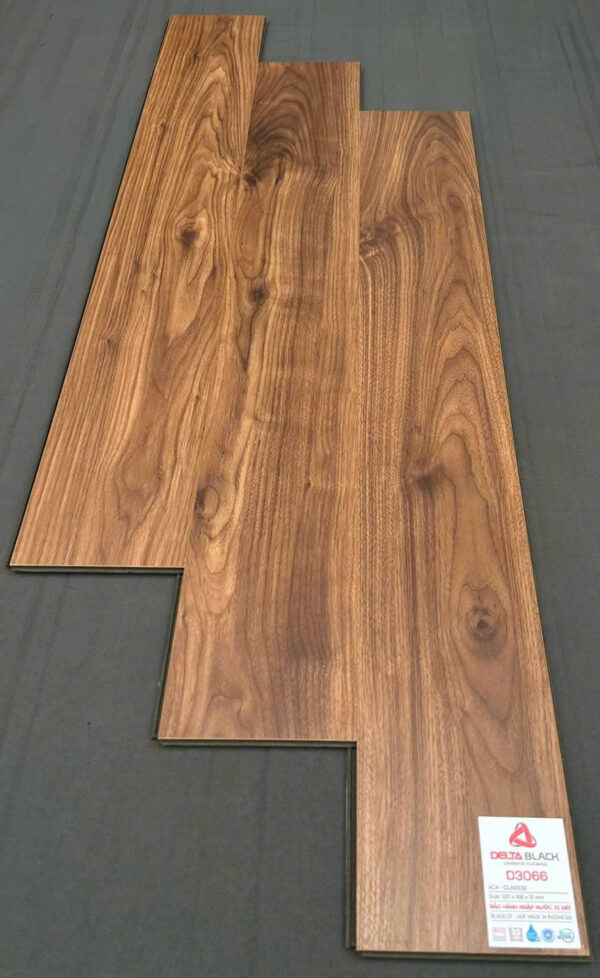 Sàn Gỗ Indonesia HDF cốt đen Deltablack D3066